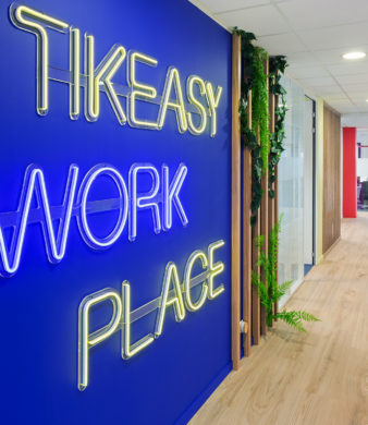 Locaux Tikeasy espace de travail ouvert